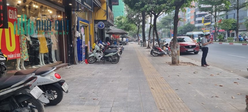 MẶT PHỐ TRẦN THÁI TÔNG - CẦU GIẤY - 32M2 X 4 TẦNG - THÔNG SÀN - KINH DOANH SẦM UẤT - NHỈNH 17 TỶ