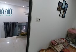 ♪ Nhà kiệt 3m Lê Độ, thẳng 60m ra Mặt tiền thông thoáng, 2.x tỷ