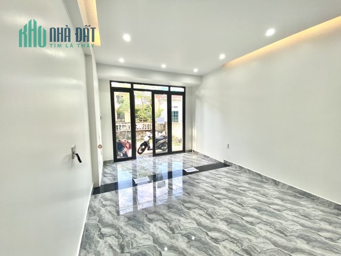 BÁN NHÀ XÂY MỚI TẠI HOÀNG MAI- ĐỒNG THÁI- AN DƯƠNG