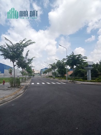 BÁN NHÀ, ĐẤT NGAY KHU NHÀ Ở  ĐẠI KHÁNH BÌNH