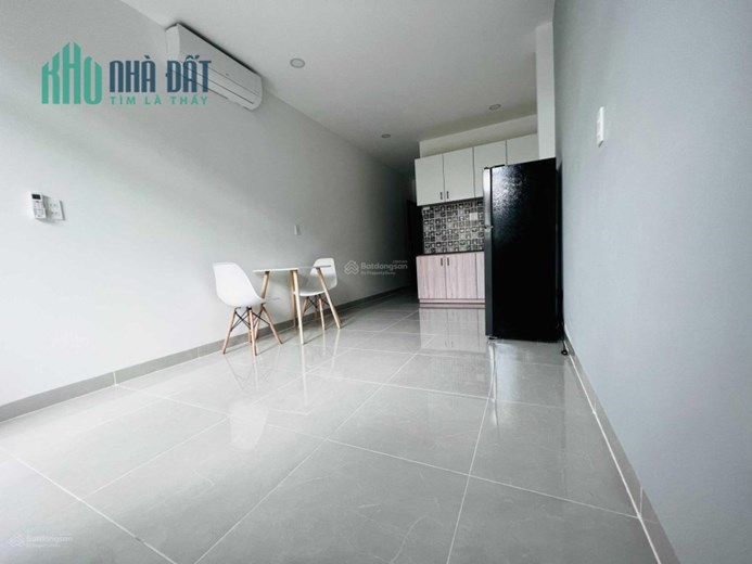 Chính chủ cho thuê phòng đầy đủ nội thất, ở tối đa 3 - 4 bạn, nằm trên đường Đặng Thùy Trâm thuận