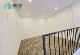 Bán Nhà Đẹp Giá Nhỏ Dễ Mua - Mới tinh - Ngay trung tâm Quận 7