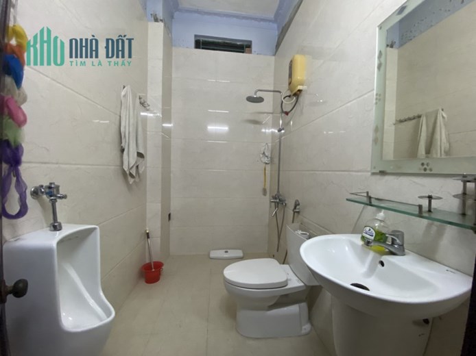Cho thuê nhà nguyên căn 3 tầng : Hoà Cường Nam Nguyễn Thành Ý , Gần cầu tiên Sơn