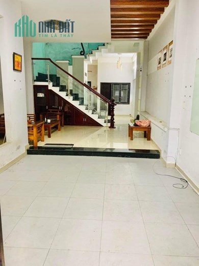 Cho thuê nhà 2 tầng MT đường 5m5 Võ Như Hưng gần ĐH Kinh Tế Đà nẵng