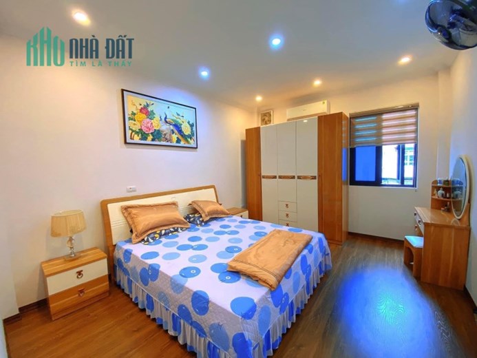 Hàng Hiếm ! Lê Trọng Tấn,42m² x 4 Tầng,Mặt Tiền Rộng,ôtô,Ở Ngay,5.8Tỷ.