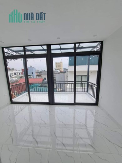 Bán Nhà Cổ Nhuế 6 Tầng Thang Máy - Mặt Tiền 4.5m giá chỉ Nhỉnh 4 Tỷ.