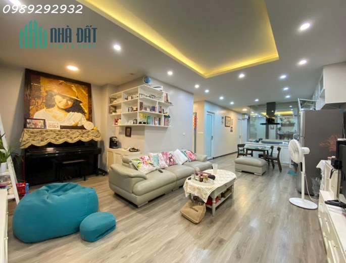 Hào Nam, Đống Đa.Ô tô tránh,KD, thang máy, lô góc,60m x MT4,5mx11,3 tỷ