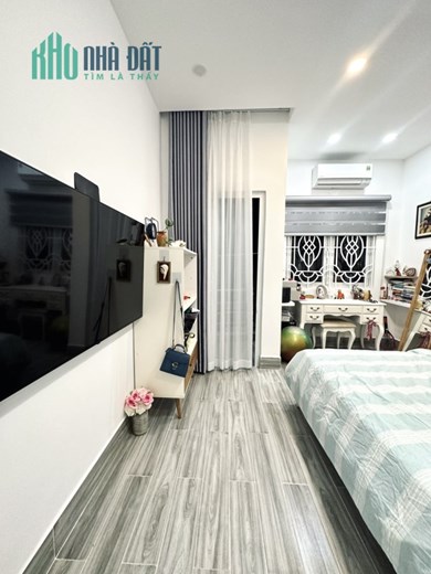 NHÀ ĐẸP - LÊ QUANG ĐỊNH - HXH TRÁNH - 55M2 - 2 MẶT THOÁNG - Ô TÔ NGỦ TRONG NHÀ - TẶNG FULL NỘI THẤT