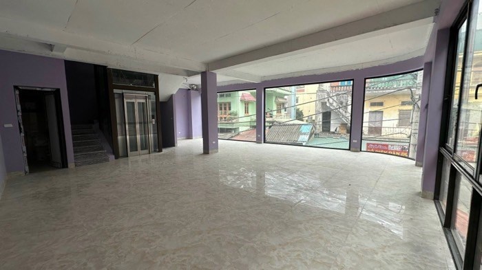 Bán nhà Phân Lô Trung Tâm Cầu Giấy- Ô Tô- Kinh Doanh - Văn Phòng - Ba Mặt Tiền 15m - DT 85m