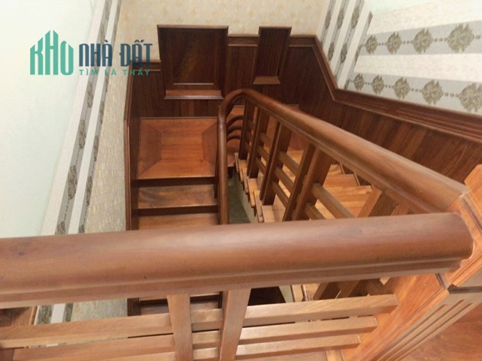 Bán nhà Hiệp Bình Phước Thủ Đức - 120m2 - 6PN - gỗ hương xịn
