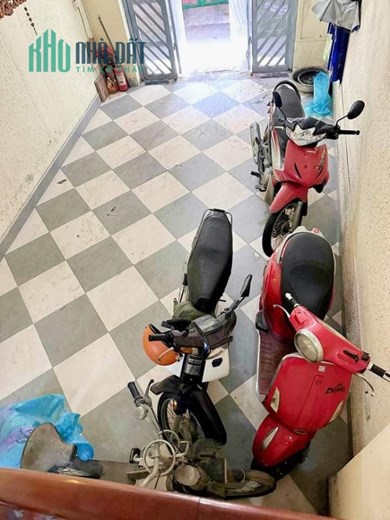TRƯỜNG CHINH DT: 38/40M2 6 TẦNG MT:3.6M 9 PHÒNG NGỦ GIÁ: 5.3 TỶ QUẬN ĐỐNG ĐA MỜI QUÝ KHÁCH HÀNG ANH