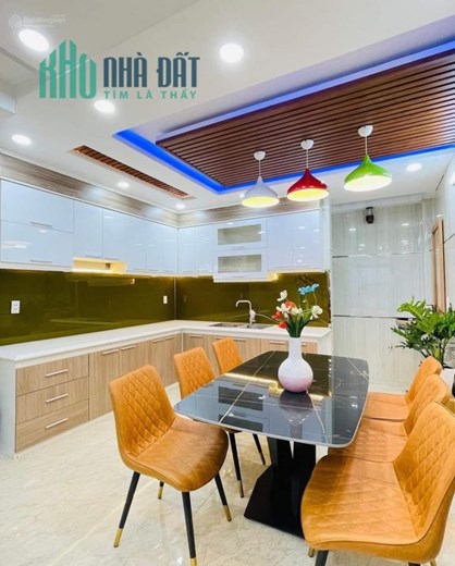 NGÔP LẮM RỒI ! MT Đồng Đen, hầm 4 lầu DTSD 300m2 giảm 4 tỷ chỉ còn 17 tỷ