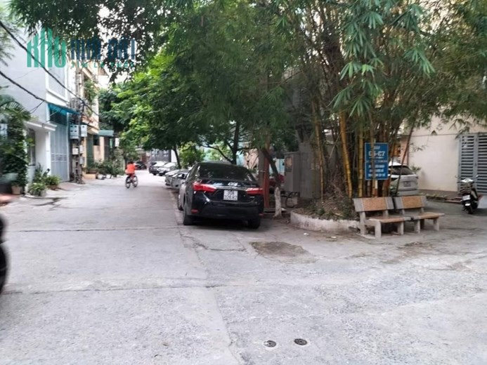 SIÊU PHẨM KHU PHÂN LÔ CÁN BỘ BỆNH VIỆN 19-8 PHỐ NGUYỄN HOÀNG - ĐƯỜNG TO Ô TÔ TRÁNH