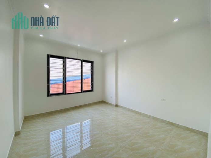 Bán nhà xây mới ngõ 162 Trung Lực, 54m 3 tầng độc lập GIÁ 2.95 tỉ