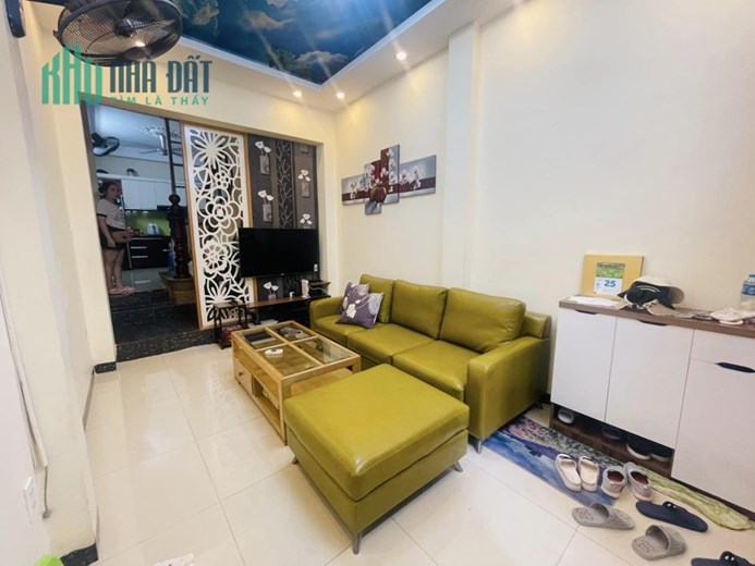 GẦN PHỐ, NGÕ Ô TÔ, NHÀ ĐẸP Ở NGAY – Nhà 4 tầng Lý Nam Đế 36m2 giá 7.1 tỷ