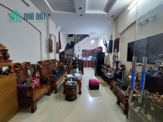 Ô TÔ ĐỖ. BÁN NHÀ TAM TRINH, HOÀNG MAI. DT 36M 5T. SĐCC chỉ 3 tỷ 600 TR (Có TL)