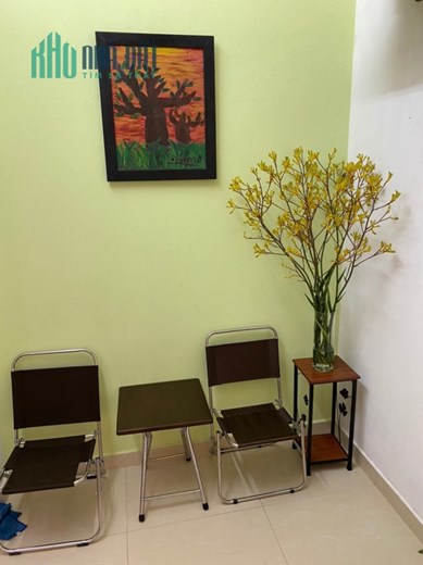 Bán nhanh nhà và cửa hàng mặt phố Bà Triệu, gần Vincom Bà Triệu, DT 20m2.