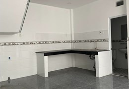 NHÀ 3 LẦU TRẦN XUÂN SOẠN P. TÂN HƯNG QUẬN 7, 4.3/5.6mx 6m chỉ 2.x tỷ