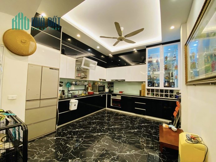 BÁN NHÀ VĂN CAO, BA ĐÌNH, PHÂN LÔ, 63M2 4T MT4M, GIÁ 7.2 TỶ