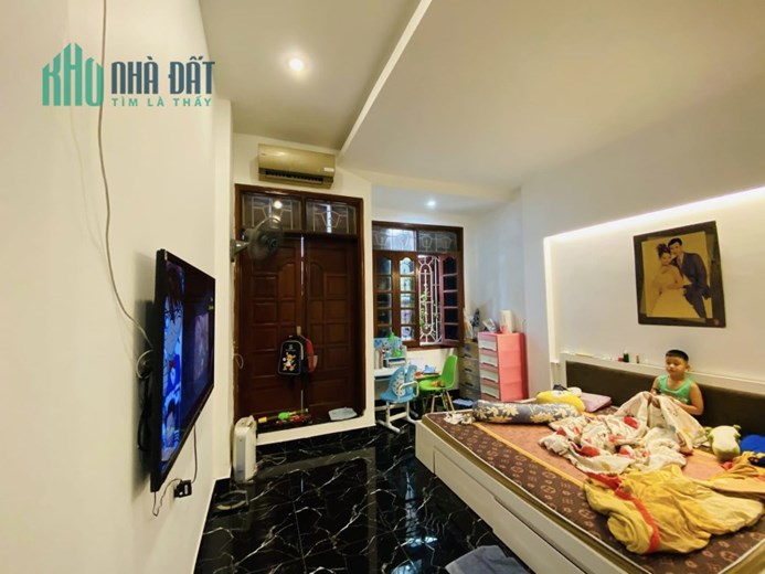 BÁN NHÀ VĂN CAO, BA ĐÌNH, PHÂN LÔ, 63M2 4T MT4M, GIÁ 7.2 TỶ