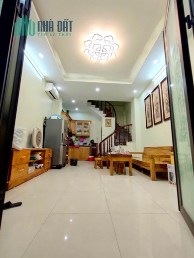 BÁN NHÀ NGUYỄN TRÃI, THANH XUÂN, LÔ GÓC, 30M2 5T MT3.7M, GIÁ 3.25 TỶ