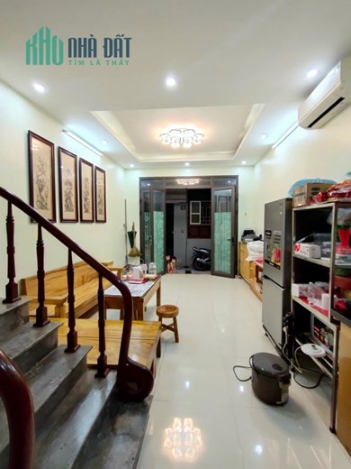 BÁN NHÀ NGUYỄN TRÃI, THANH XUÂN, LÔ GÓC, 30M2 5T MT3.7M, GIÁ 3.25 TỶ