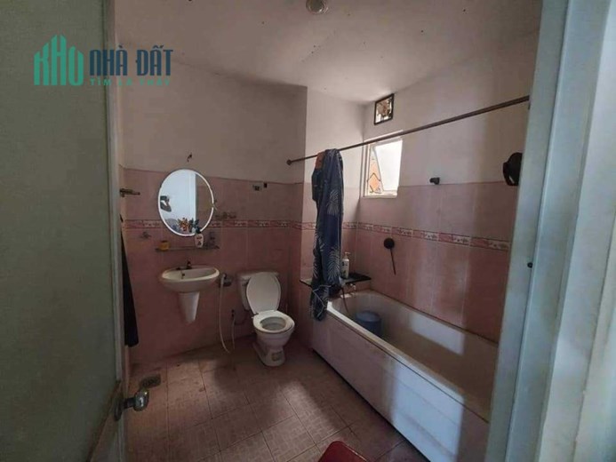 Nhà BánThạnh Xuân24, hẻm xe hơi, DT-110mz, 3 tầng, 5.6mx 20m, nhỉnh 4 tỷ, P Thạnh Xuân, Quận 12.