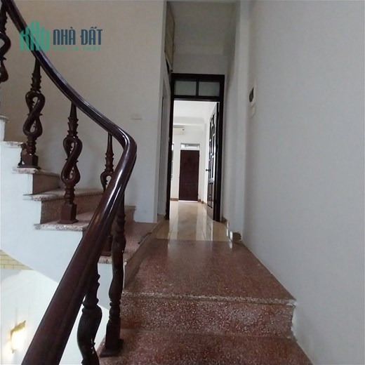 Bán nhà ngõ 570 Kim Giang ô tô đỗ cổng 36m 4T 4.2 tỷ