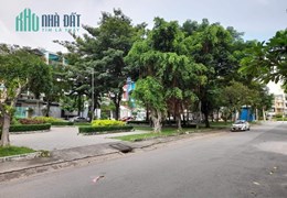 B.ÁN BIỆT THỰ MINI ĐẸP - MẶT TIỀN Q.6 - SÁT CÔNG VIÊN - NỘI THẤT CAO CẤP - 142M2 - 24 TỶ