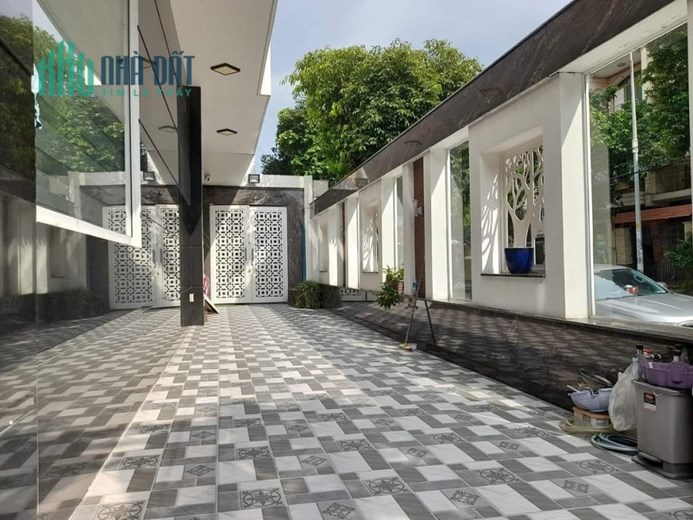 B.ÁN BIỆT THỰ MINI ĐẸP - MẶT TIỀN Q.6 - SÁT CÔNG VIÊN - NỘI THẤT CAO CẤP - 142M2 - 24 TỶ