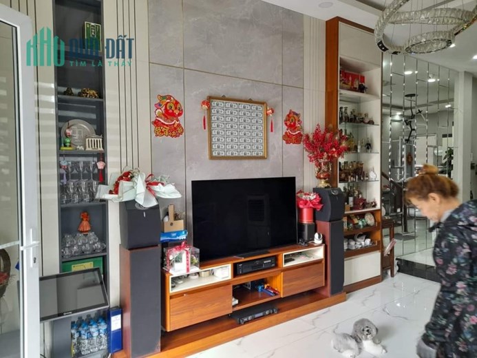 B.ÁN BIỆT THỰ MINI ĐẸP - MẶT TIỀN Q.6 - SÁT CÔNG VIÊN - NỘI THẤT CAO CẤP - 142M2 - 24 TỶ