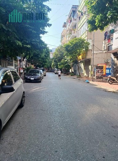 B.Á.N ĐẤT MỖ LAO TẶNG NHÀ - KINH DOANH, Ô TÔ ĐỖ CỬA - 45M, RỘNG 3.5M