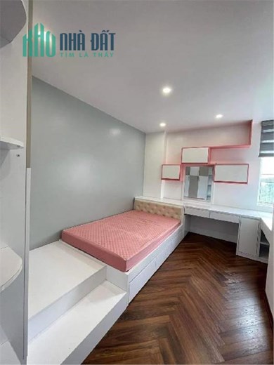 Bán CC OCT5 Resco DT: 86m có 3P.Ngủ, Full nội thất, Ở ngay. Giá: 3 tỷ