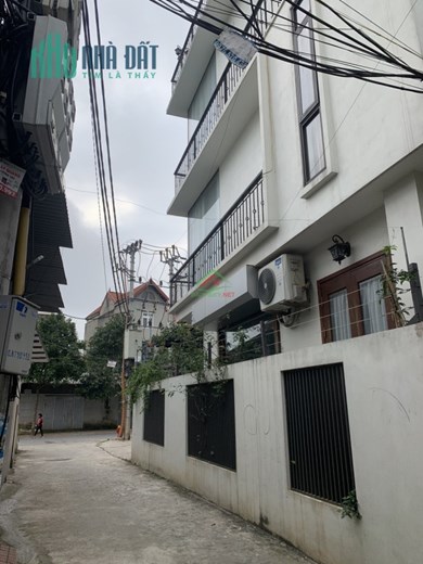 NGỌC THỤY - BIỆT THỰ SÂN VƯỜN - GA RA LÔ GÓC - VỊ TRÍ ĐẸP – SỐNG ĐẲNG CẤP.