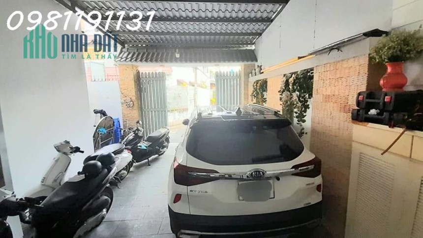 NHÀ MẶT TIỀN  KINH DOANH -  HXH - 196 m2 LÝ PHỤC MAN QUẬN 7, CÓ: 9.8 TỶ ~ 50TR/M2