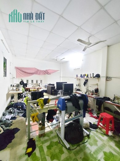 Bán nhà đường Kênh Nước Đen Bình Hưng Hòa A 4x16 có lửng gần công viên Cầu Trắng giáp Tân Phú.