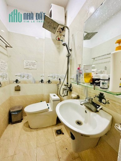 Bán nhà Đường Láng Đống Đa 32m2, 5 tầng, ngõ thông kinh doanh ở ngay nhỉnh 4 tỷ lh 0817606560