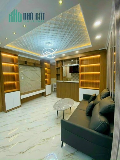 HOA HẬU.1E DUY NHẤT.MT HXH Ô TÔ TRÁNH NHAU. PHẠM H LẦU .N BÈ.NHỈNH 3 tỷ
