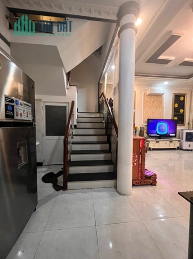 Bán Nhà 3 tầng, Huỳnh Tấn Phát, Nhà Bè, 6x9m, chỉ 5.x tỷ