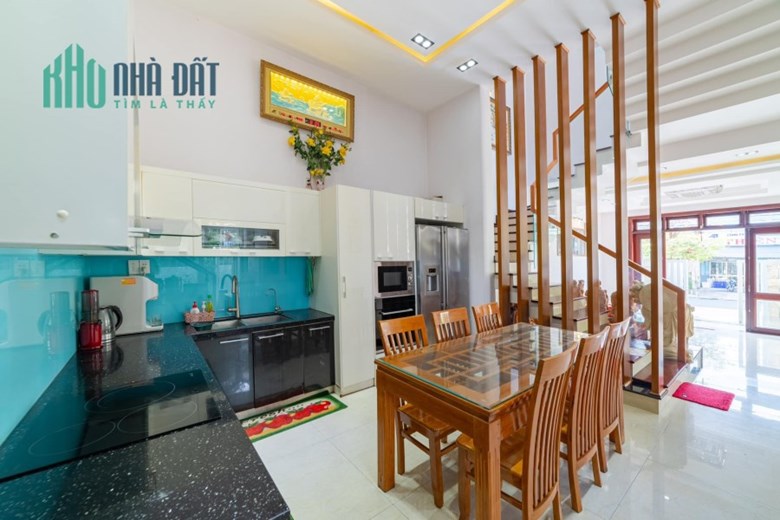 ► Biệt Thự 2 mặt tiền đường 10,5 Khuê Trung giáp Hải Châu