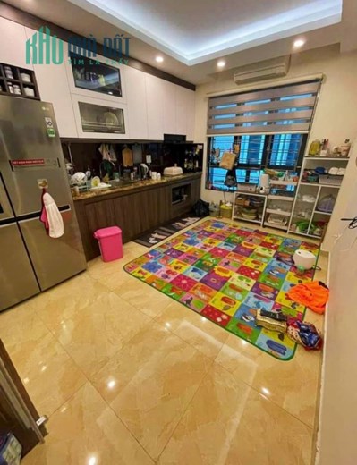 Bán nhà  6 tầng ngõ 89 Lạc Long Quân, dân xây, full nội thất, đẹp long lanh giá 6.2 tỷ