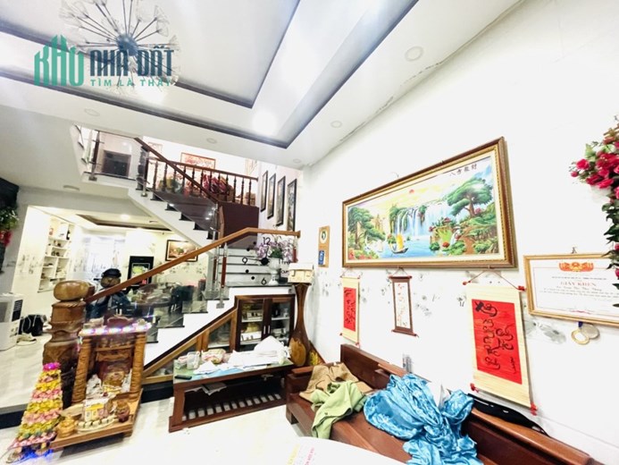 Bán Nhà Mặt Tiền Gần Lê Văn Hiến Quận Ngũ Hành Sơn Đà Nẵng 95m2 3 Tầng Chỉ 4,X Tỷ