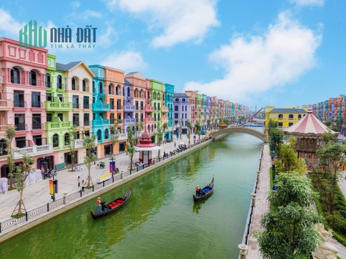 Miễn phí 24 tháng khi thuê shophouse Vinhomes Grand World Hà Nội