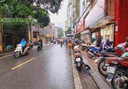 Chính chủ bán gấp Mặt phố Nguyễn Thái Học giá 31.8 tỷ, 40mx7 tầng, thang máy
