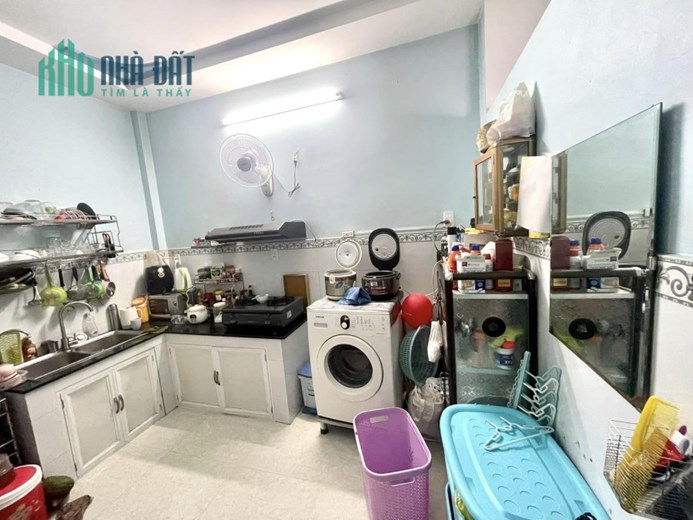 ĐỐI DIỆN LOTTE MART - HÀNG XÓM CITY LAND - SÁT Ô TÔ, KHU DÂN TRÍ CAO - 31M2, 2 TẦNG ĐÚC BTCT