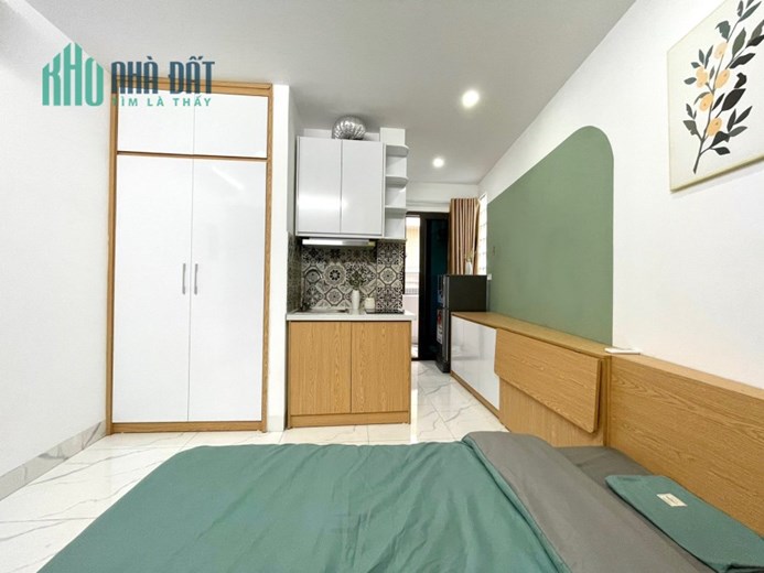 Cho thuê phòng 44 Trần Thái Tông, có ban công, trống ở luôn, 25m, 3tr5