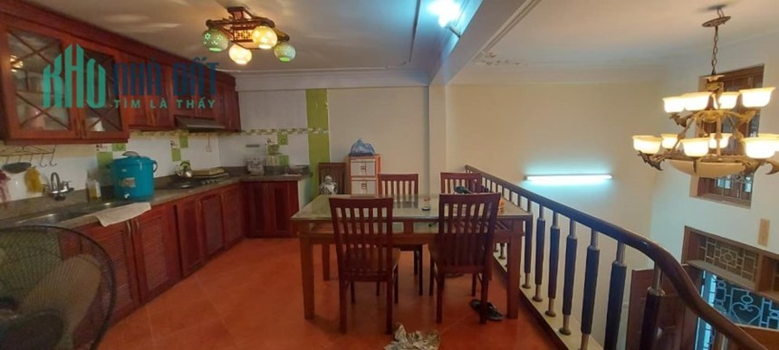 Bán nhà Dương Quảng Hàm 42m2 - 2 mặt thoáng tự nhiên - 4.75 tỷ