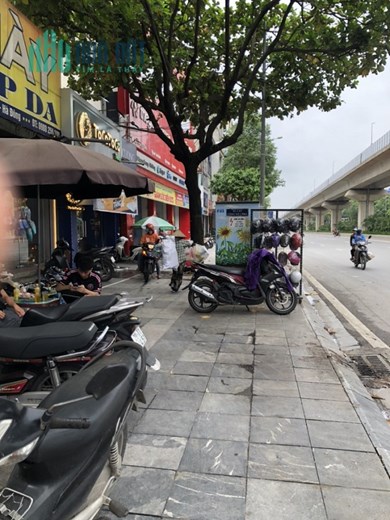 Chính chủ cho thuê mặt bằng làm văn phòng, hoặc kinh doanh tại số 692 Quang Trung, Hà Đông