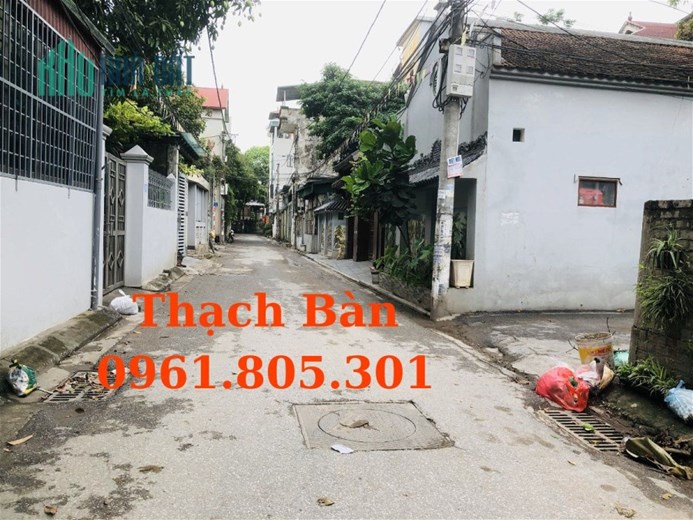 Thạch Bàn hơn 3 tỷ 40m2 nhà mới cho gia đình Long Biên Hà Nội.