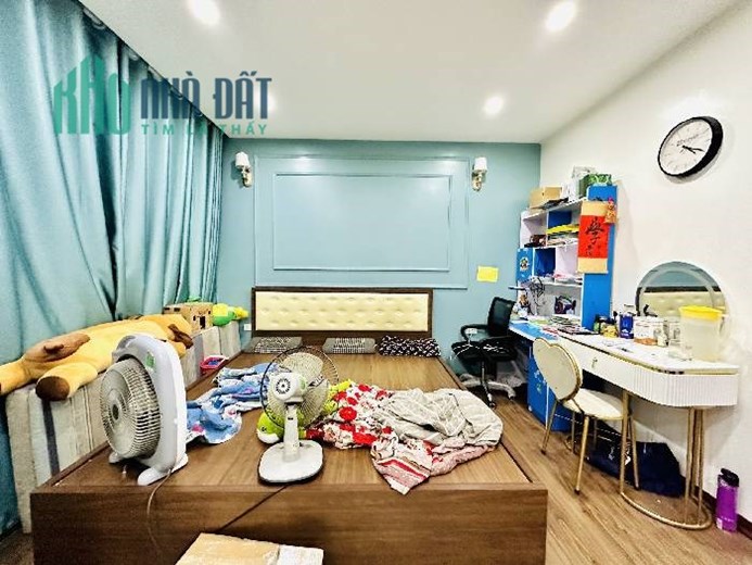 Bán nhà Phạm Ngọc Thạch 35m x 5T Lô Góc 2 sáng 15m ra ô tô siêu hiếm 4 tỷ
